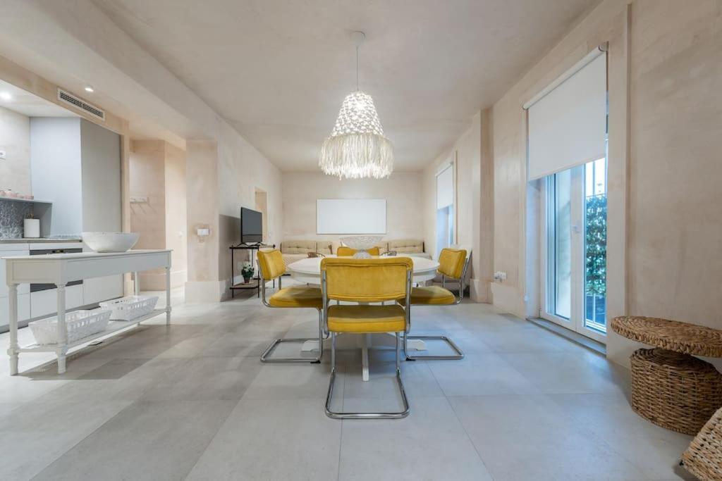 Apartmán Exclusivo Bajo Frente Al Mar - Playa La Caleta Màlaga Exteriér fotografie