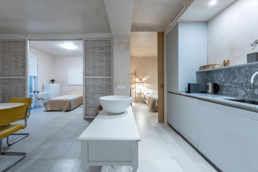 Apartmán Exclusivo Bajo Frente Al Mar - Playa La Caleta Màlaga Exteriér fotografie
