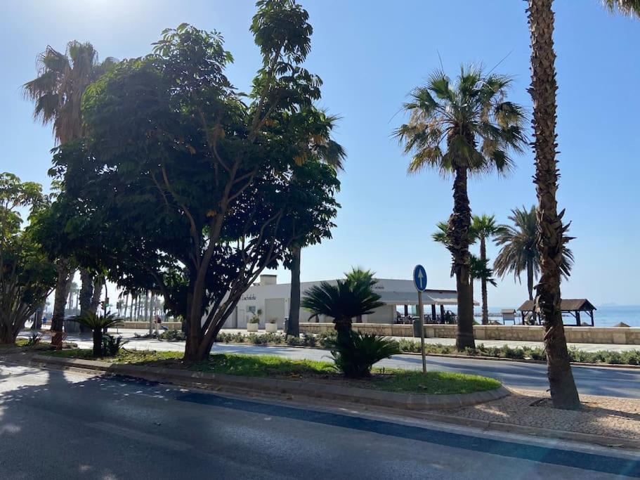 Apartmán Exclusivo Bajo Frente Al Mar - Playa La Caleta Màlaga Exteriér fotografie
