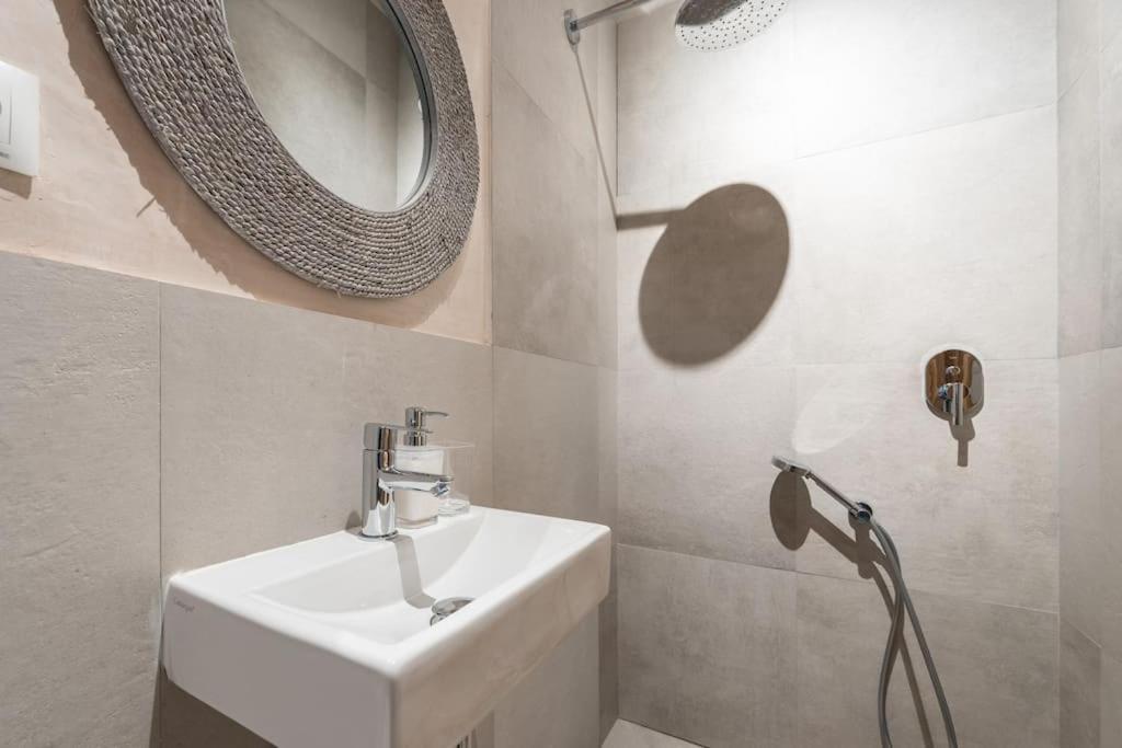 Apartmán Exclusivo Bajo Frente Al Mar - Playa La Caleta Màlaga Exteriér fotografie
