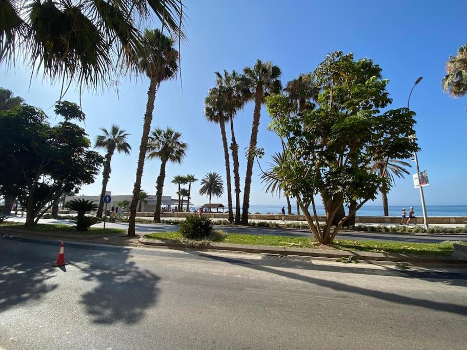 Apartmán Exclusivo Bajo Frente Al Mar - Playa La Caleta Màlaga Exteriér fotografie