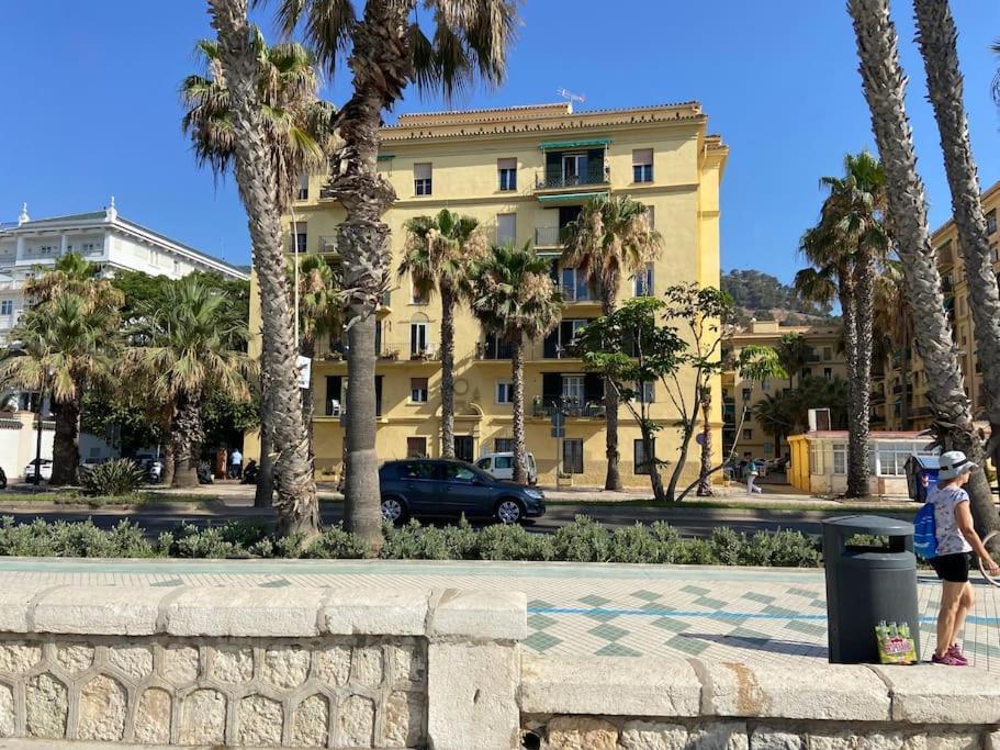 Apartmán Exclusivo Bajo Frente Al Mar - Playa La Caleta Màlaga Exteriér fotografie