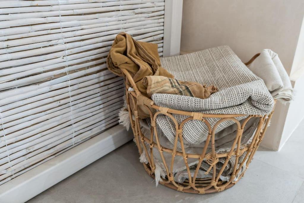 Apartmán Exclusivo Bajo Frente Al Mar - Playa La Caleta Màlaga Exteriér fotografie
