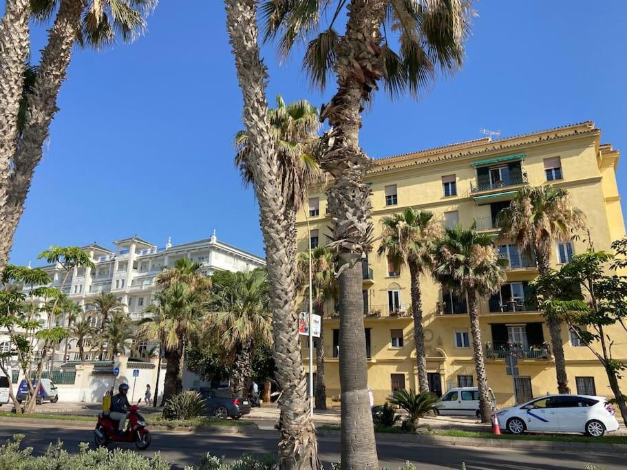 Apartmán Exclusivo Bajo Frente Al Mar - Playa La Caleta Màlaga Exteriér fotografie
