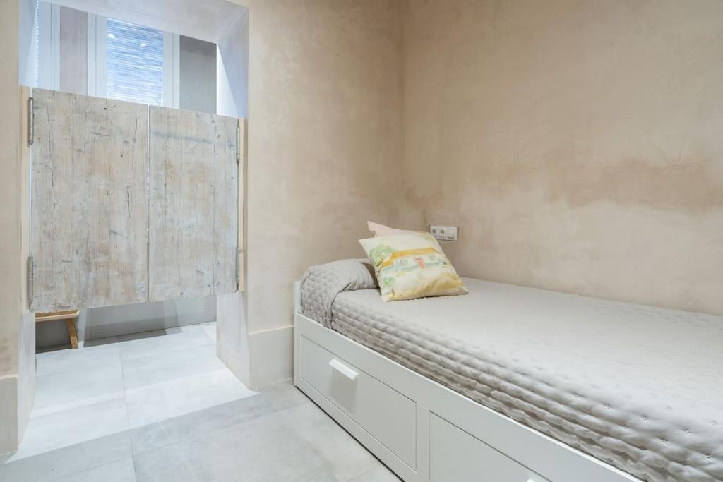 Apartmán Exclusivo Bajo Frente Al Mar - Playa La Caleta Màlaga Exteriér fotografie